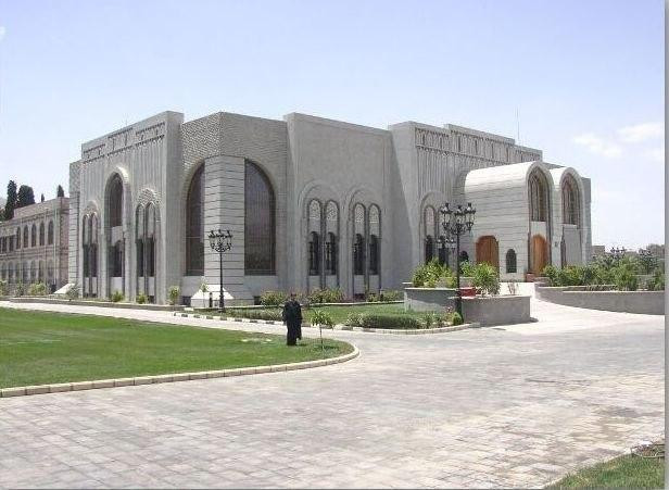 مرشحون يتنافسون على "رئاسة سور...