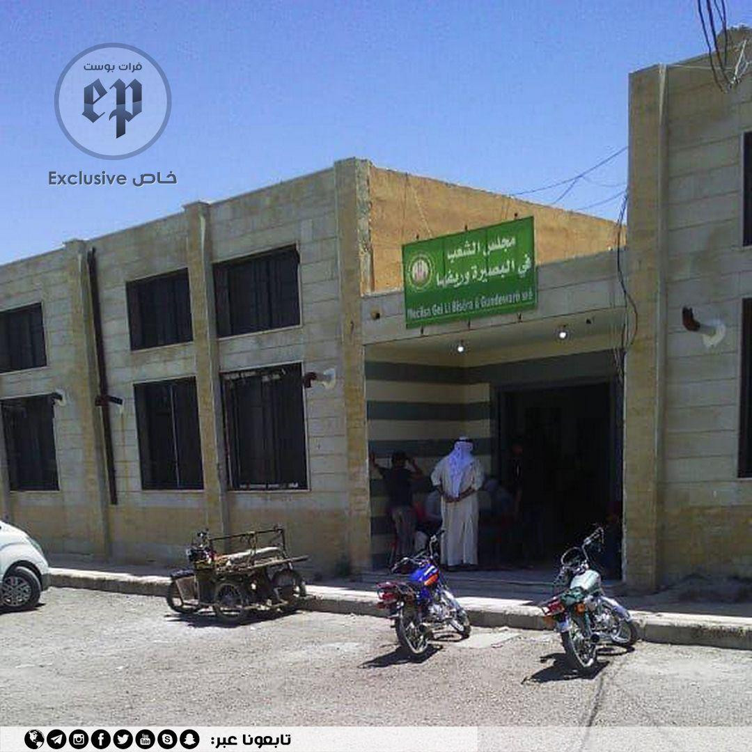 مدنيون يقتحمون مقر "مجلس شعب"...