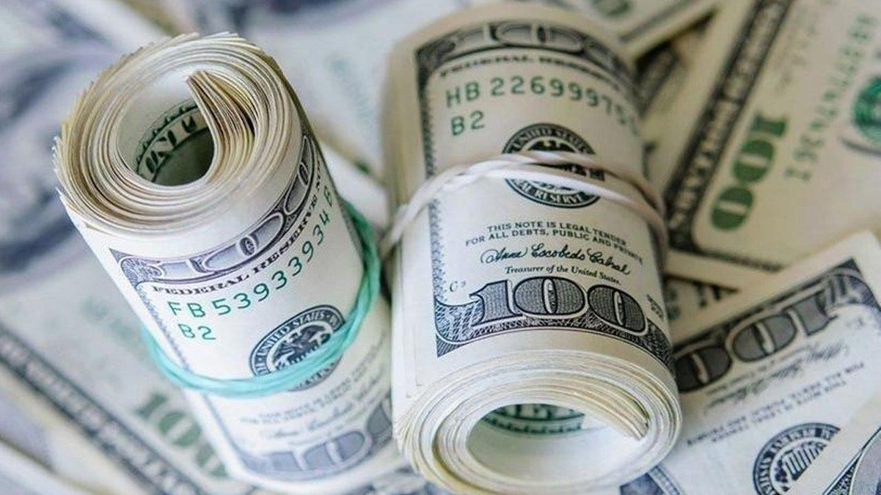 تعرف إلى سعر صرف الليرة مقابل...