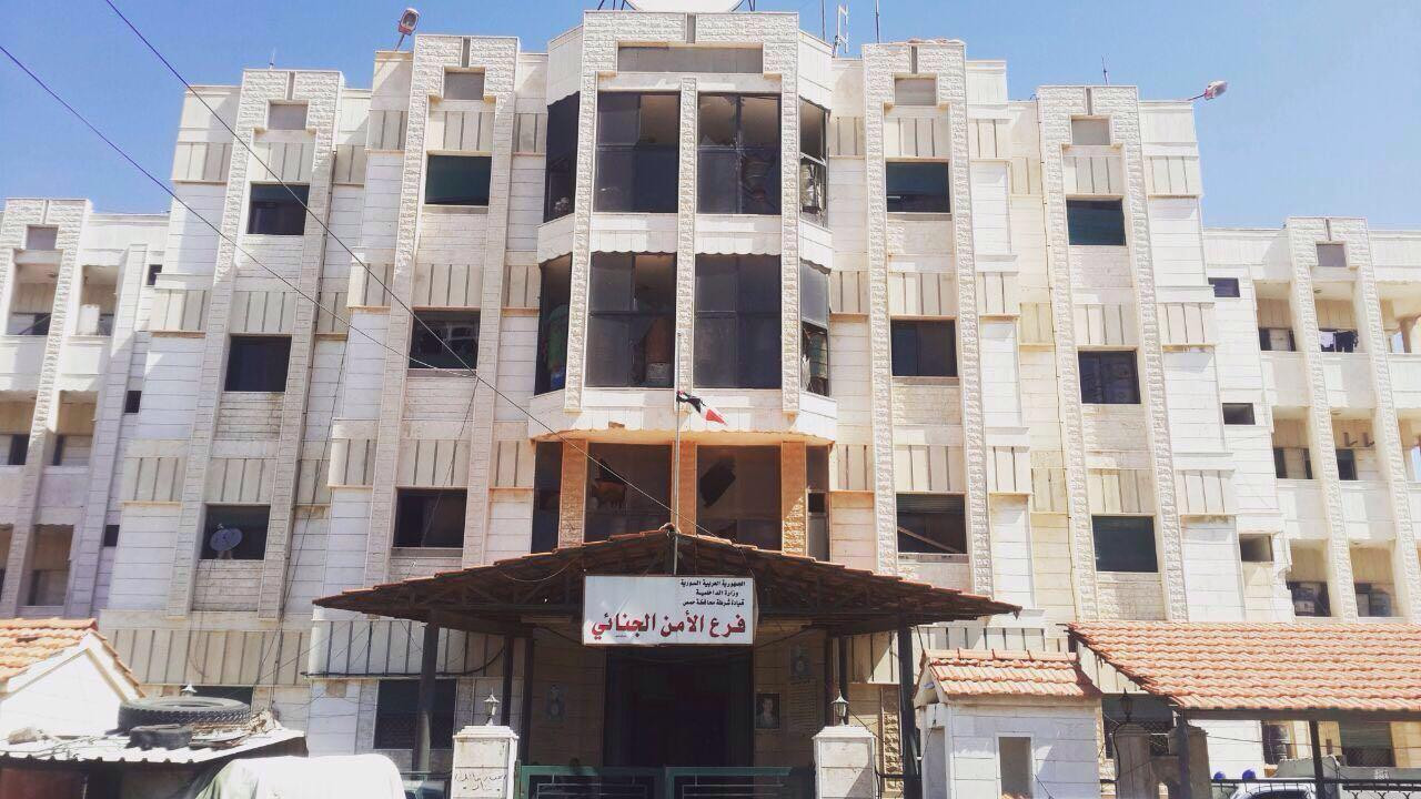 مقتل رجل خنقا على يد زوجته وعش...