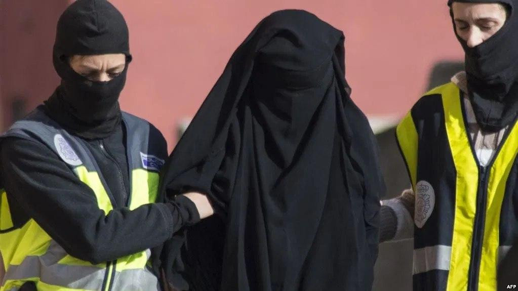 ألمانيا.. دعوى ضد مواطنة تزوجت...