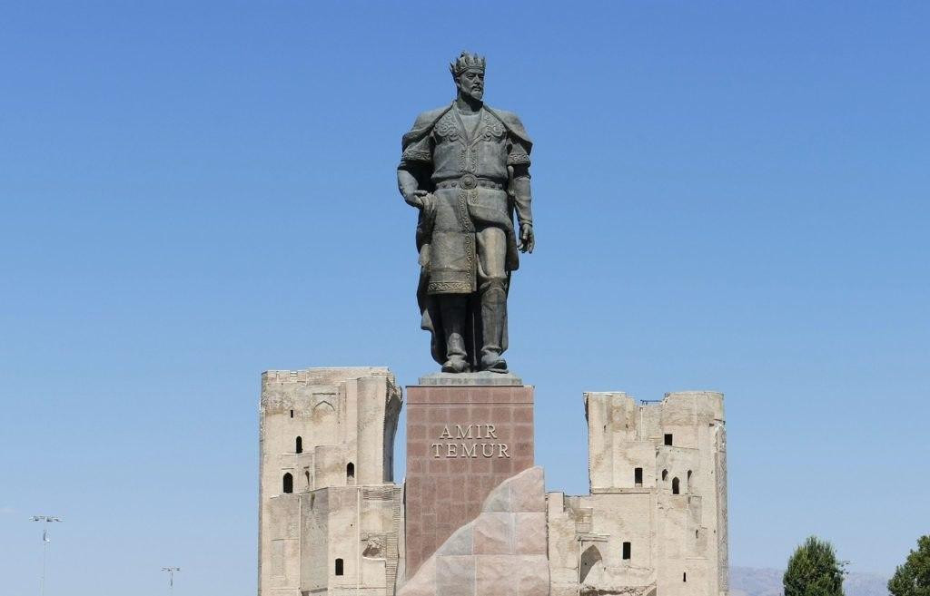 أوزبكستان تعتقل 4 أشخاص قاتلوا...