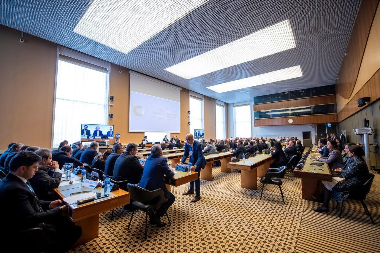 وفدا المعارضة السورية والنظام...