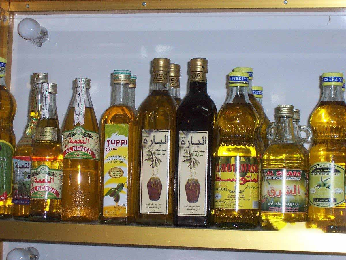 أزمة خانقة بعد توقف الاستيراد...