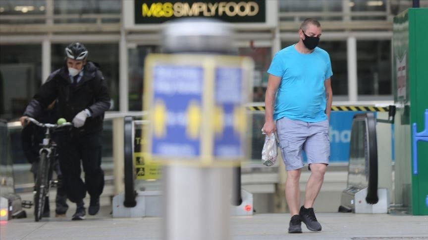 عالم بريطاني: فيروس كورونا قد...