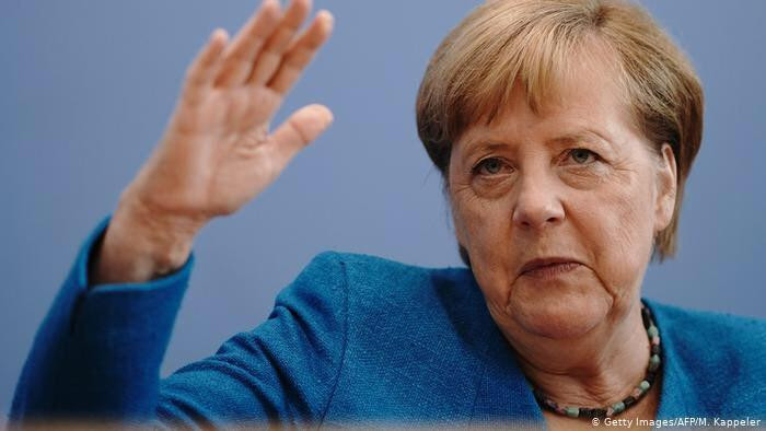 ميركل: الوضع في سوريا "مأساة ك...