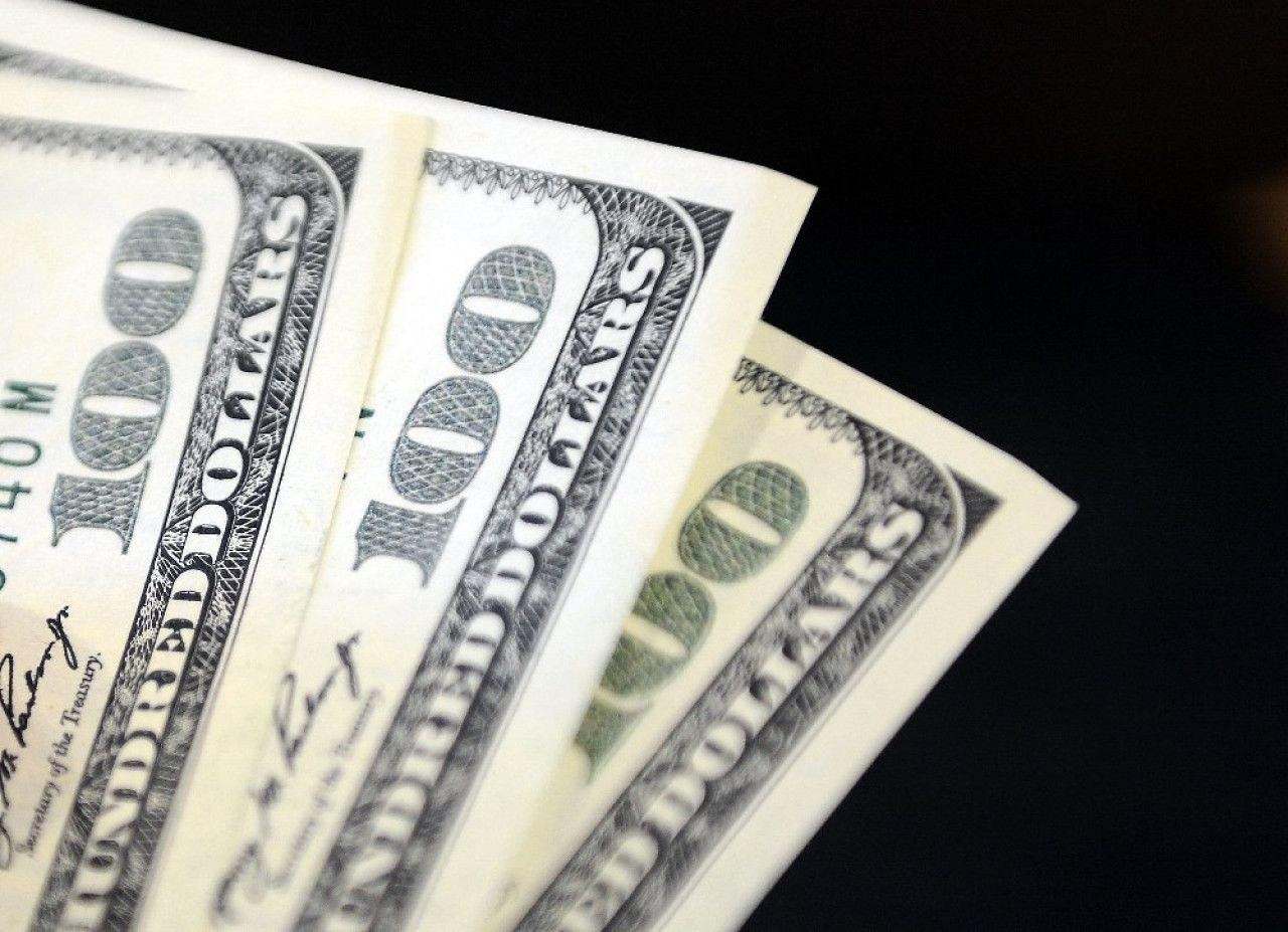 تراجع جديد لليرة أمام الدولار