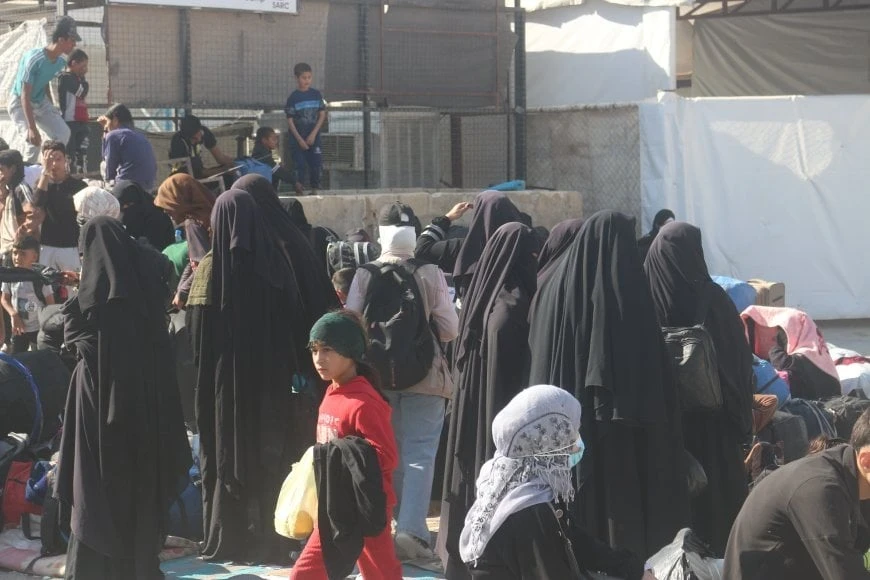 مغادرة 249 أسرة عراقية مخيم ال...