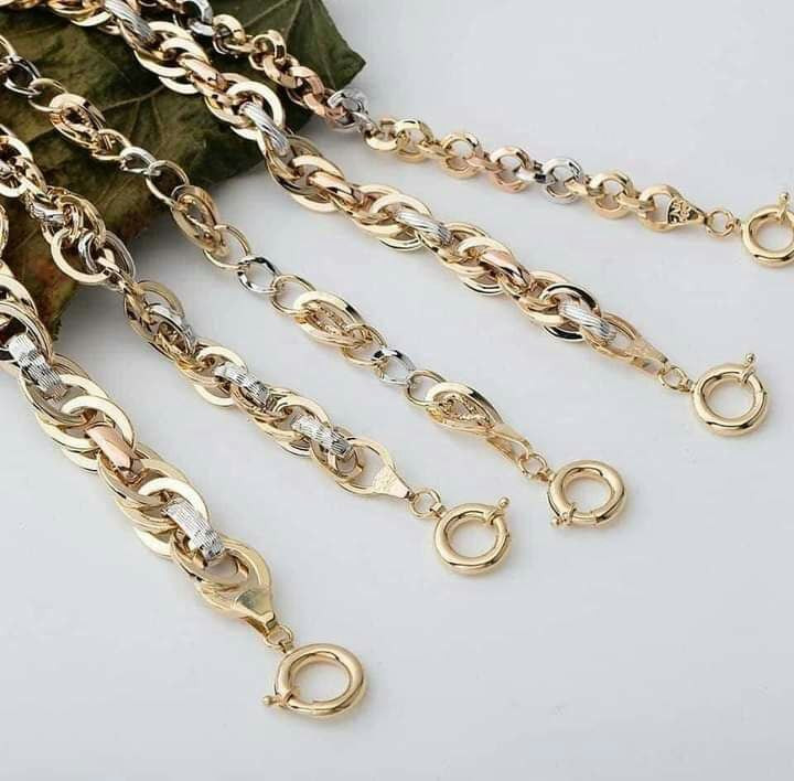 غرام الذهب يسجل سعرا قياسيا مت...