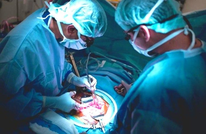 في دمشق.. زوجان سوريان يبيعان...