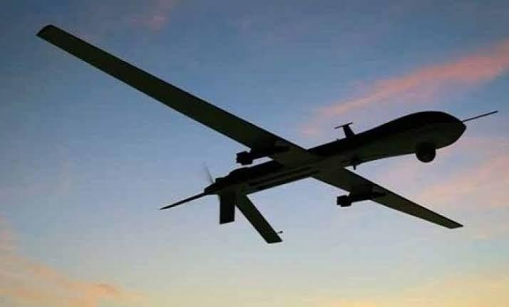 طائرة مذخرة تستهدف قادة في "تح...