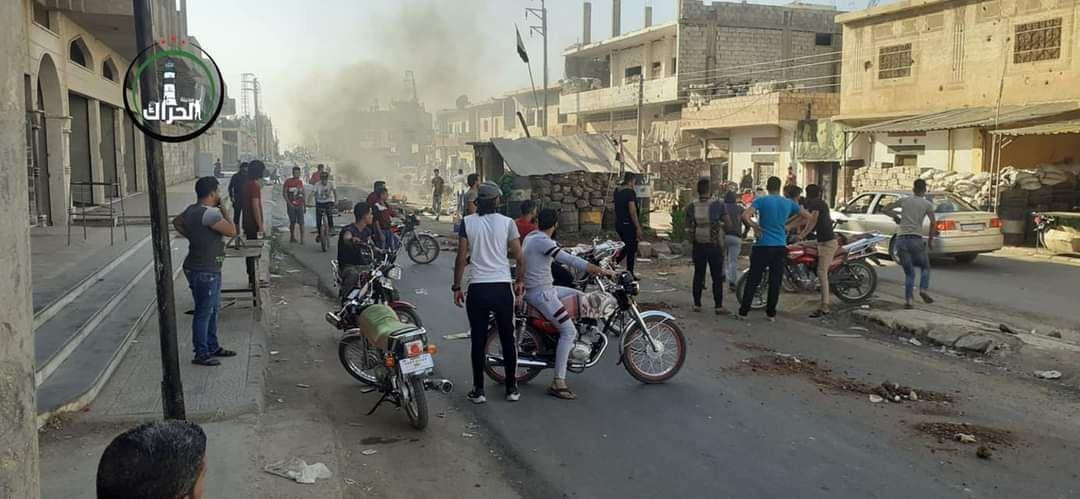 درعا.. شبان "الحراك" يقتحمون ح...