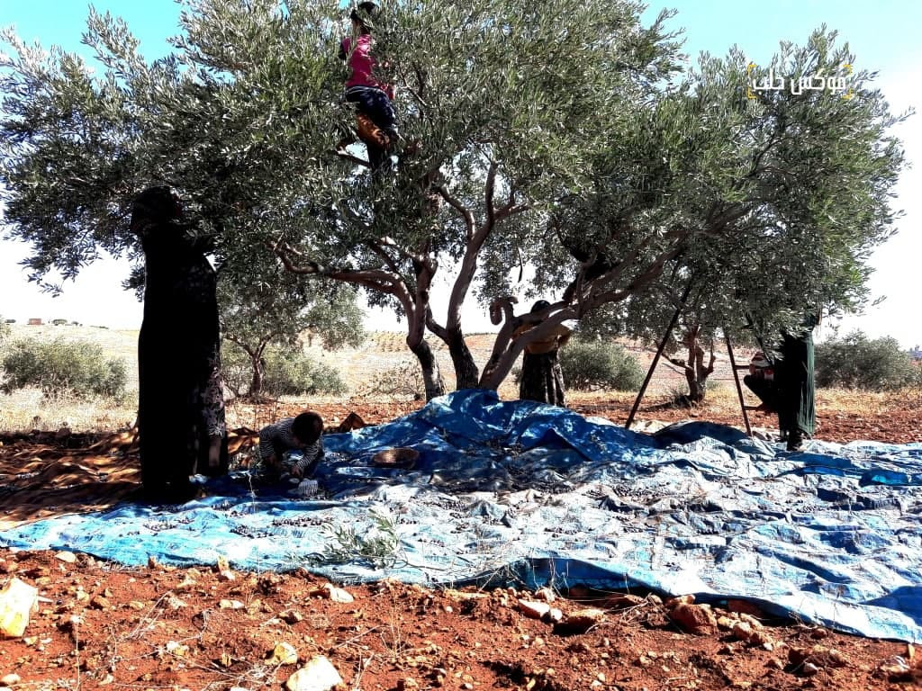 استشهاد مدني وإصابة آخرين بقصف...