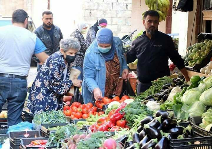 كم تحتاج الأسرة السورية شهريا...