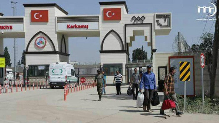 معبر جرابلس يمنع الدخول المباش...