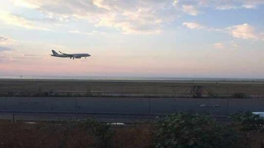 النظام يستأنف الرحلات الجوية إ...