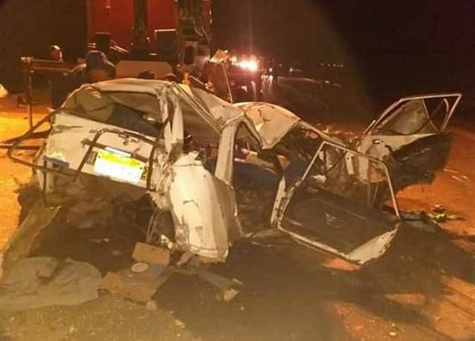 مقتل ثلاثة سوريين بانقلاب حافل...