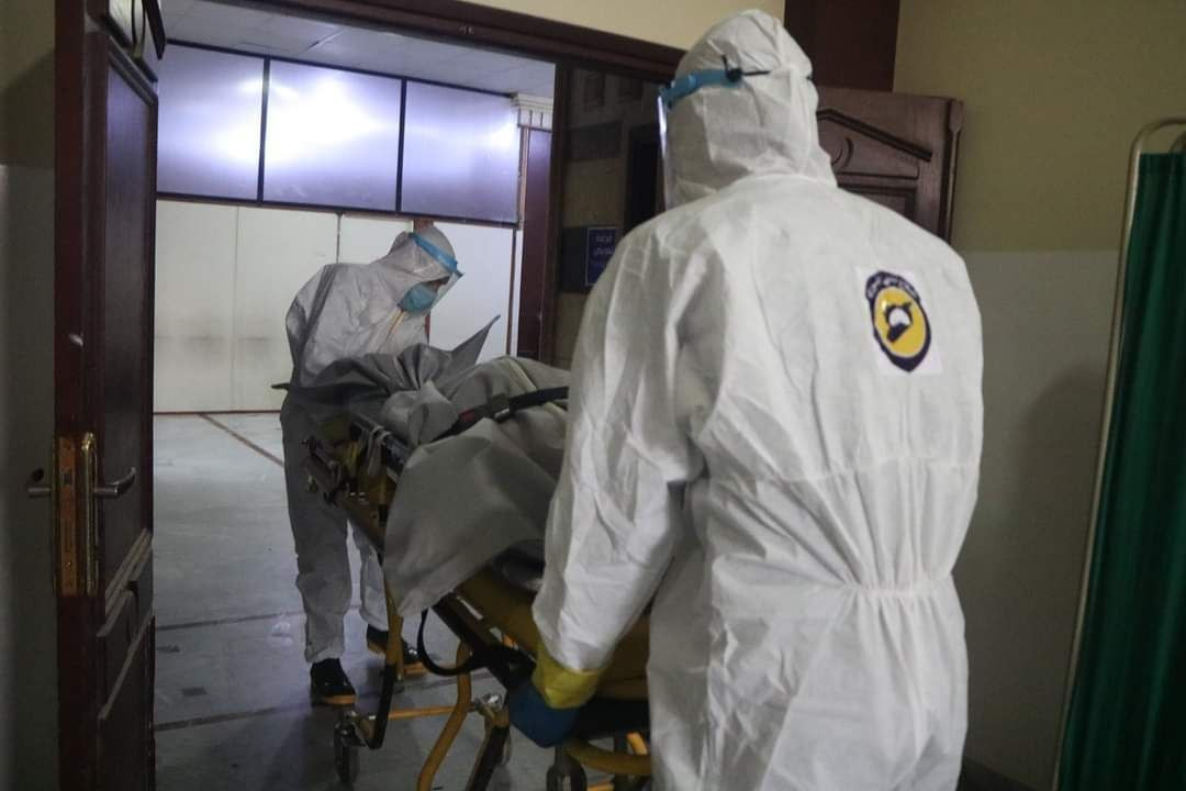 "الدفاع المدني" يدفن سبعة أشخا...