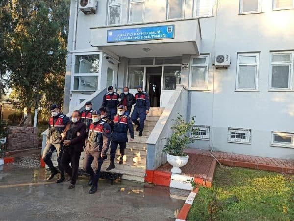 الشرطة التركية تعتقل سوريين لت...