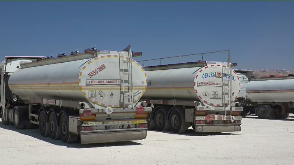 وفاة ثلاثة عمال إثر سقوطهم في...