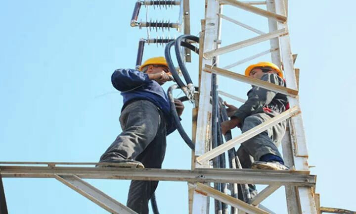 وزير كهرباء النظام يكشف عجز حك...