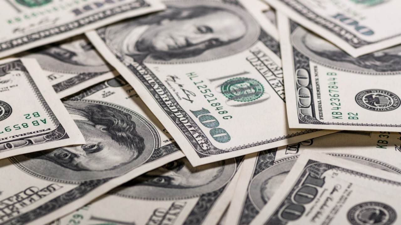 تراجع بسعر صرف الليرة مقابل ال...