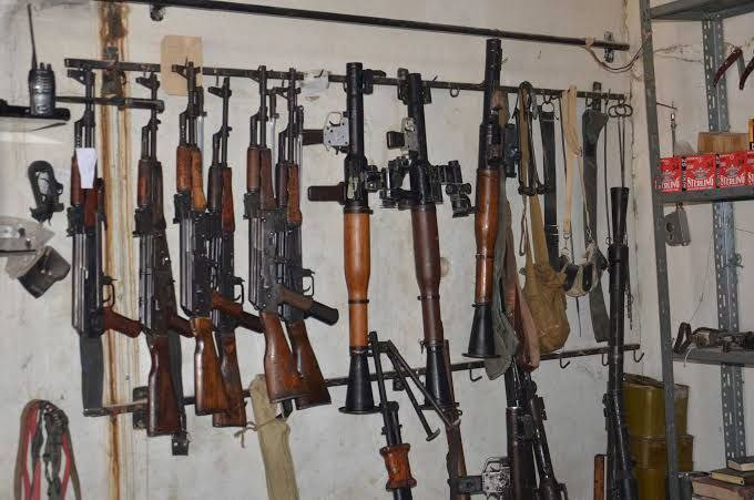 حكومة "الإنقاذ" تفرض إغلاق محا...