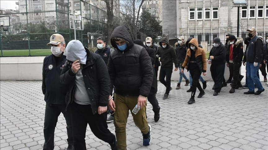 بينهم سوريون.. توقيف 14 شخصا ف...