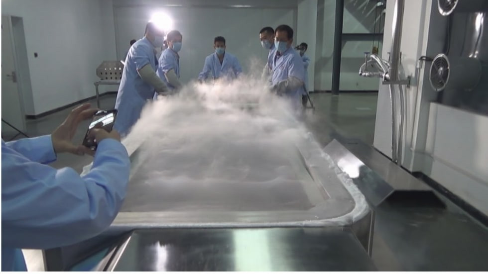 رجل أعمال يجمد دماغ أبيه لمدة...