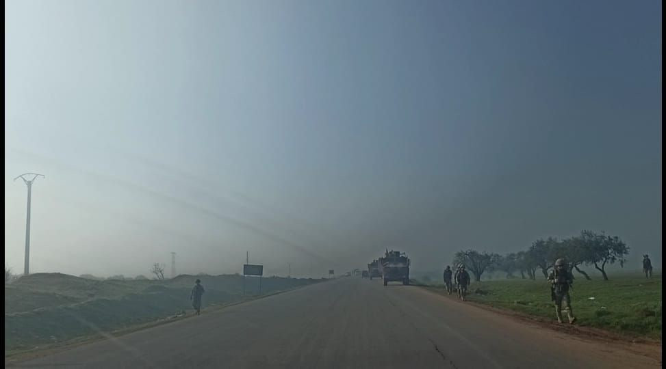 قوات تركية تمشط طريق باب الهوى...