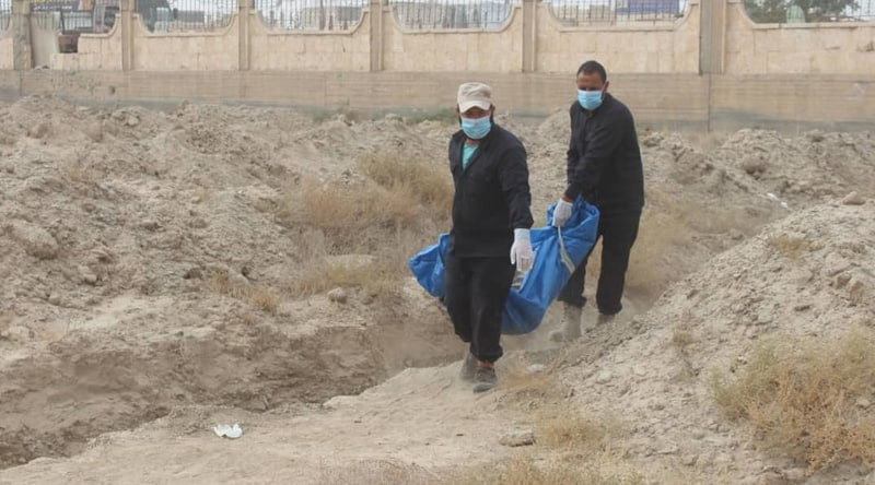 بمقبرة جماعية.. العثور على جثا...