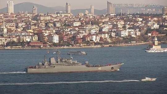 سفينة "نوفوتشيركاسك" الروسية ت...