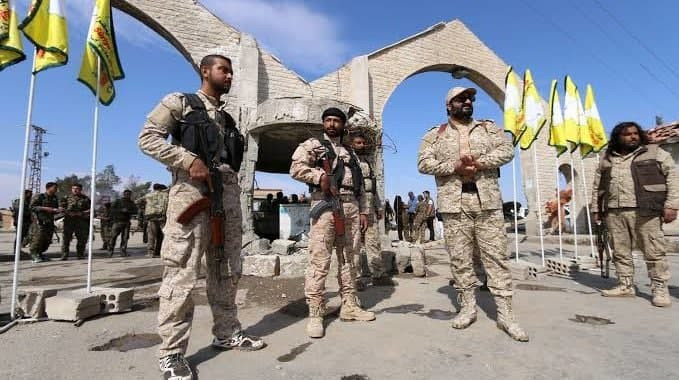 "قسد" تبتز منشقا عنها باعتقال...