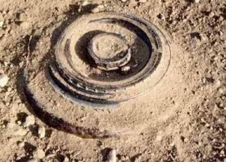 حماة.. جرحى بانفجار لغم أرضي ب...