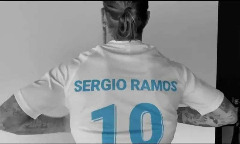 في ذكرى الثورة العاشرة.. اللاع...