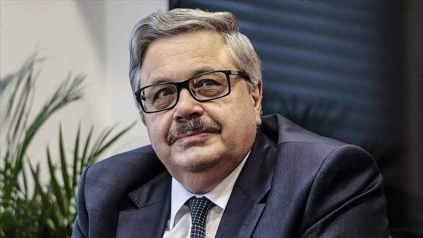 احتجاجا على الهجمات في سوريا.....