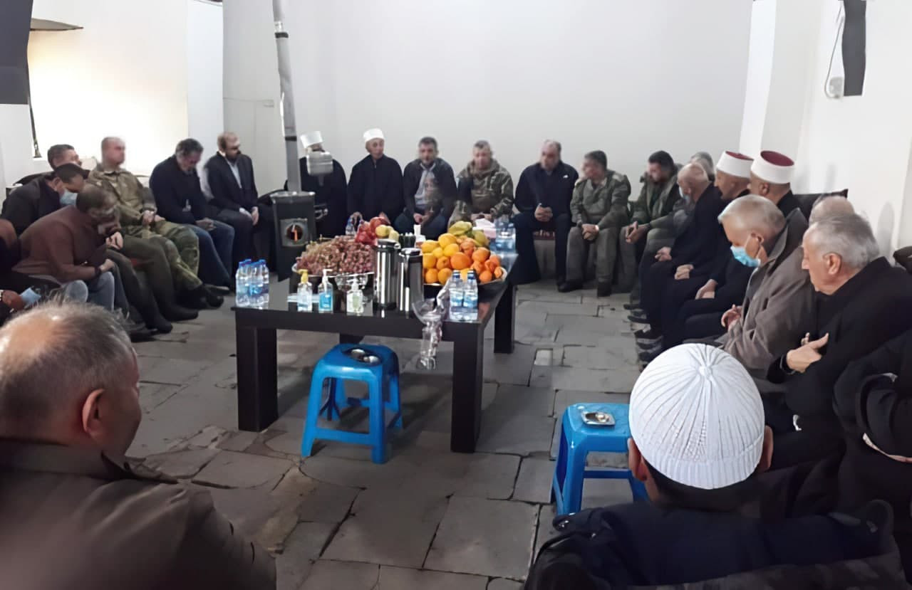 الروس يعقدون اجتماعا مع وفد من...