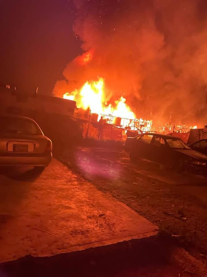 حرائق تلتهم خيام اللاجئين السو...