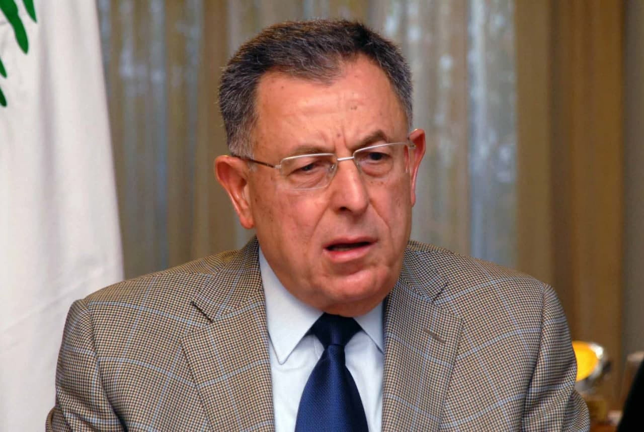 "فؤاد السنيورة" يقترح أربع خطو...