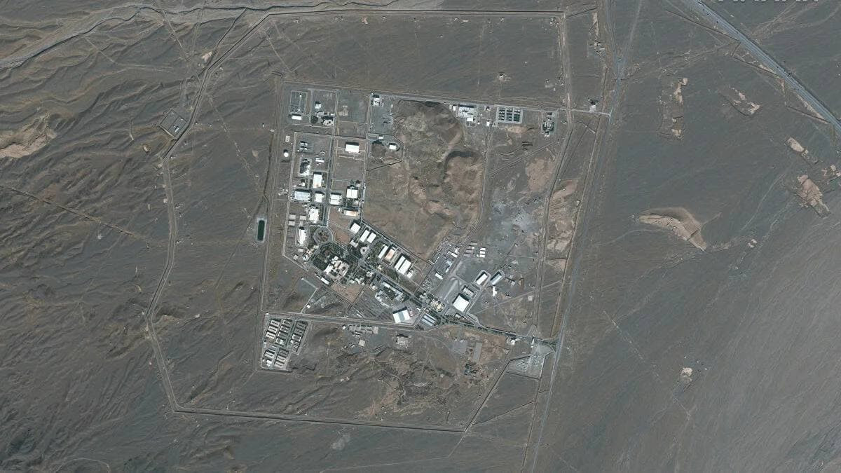 النظام السوري يدين استهداف منش...