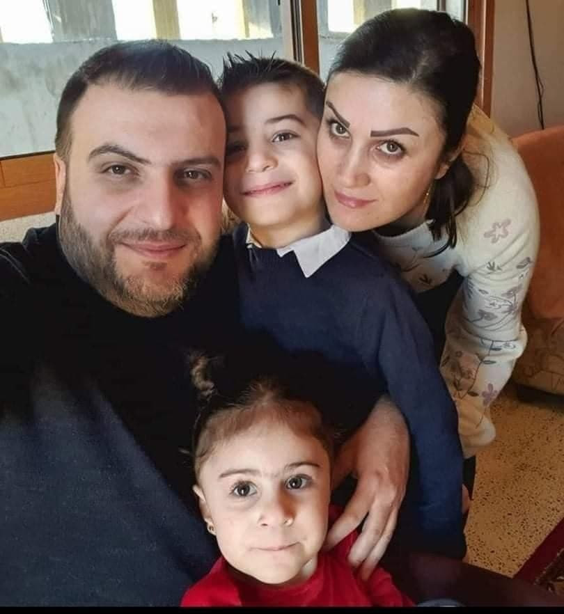 عائلة "حسام القس" تحمل "قسد" م...