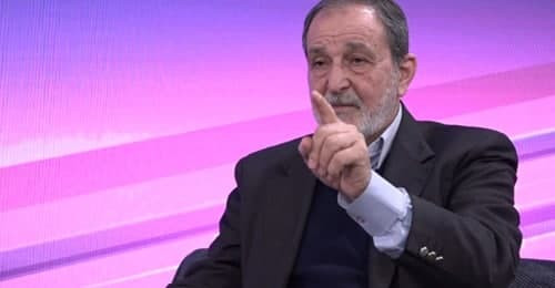 معلقا على الاحتجاجات في منبج ر...