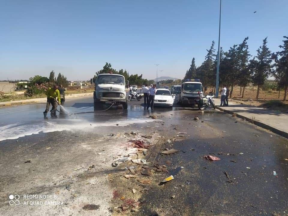 انقلاب حافلة طلاب على طريق حما...