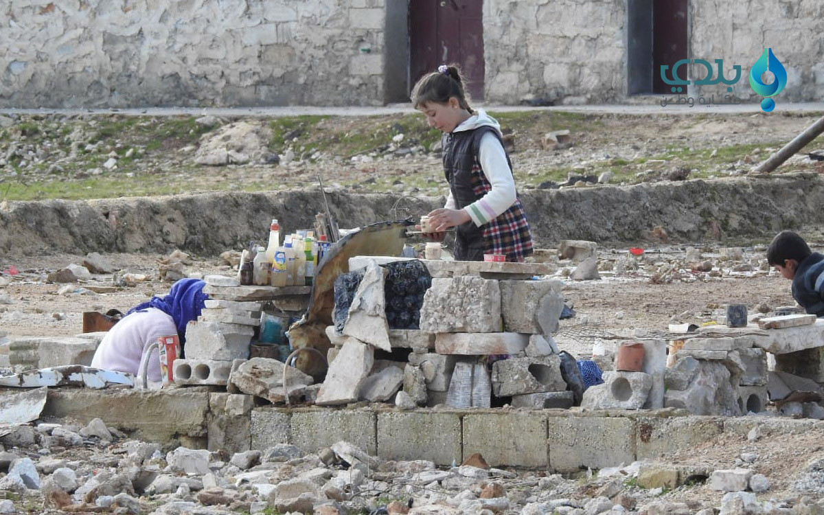 استشهاد أربعة أطفال بانفجار لغ...