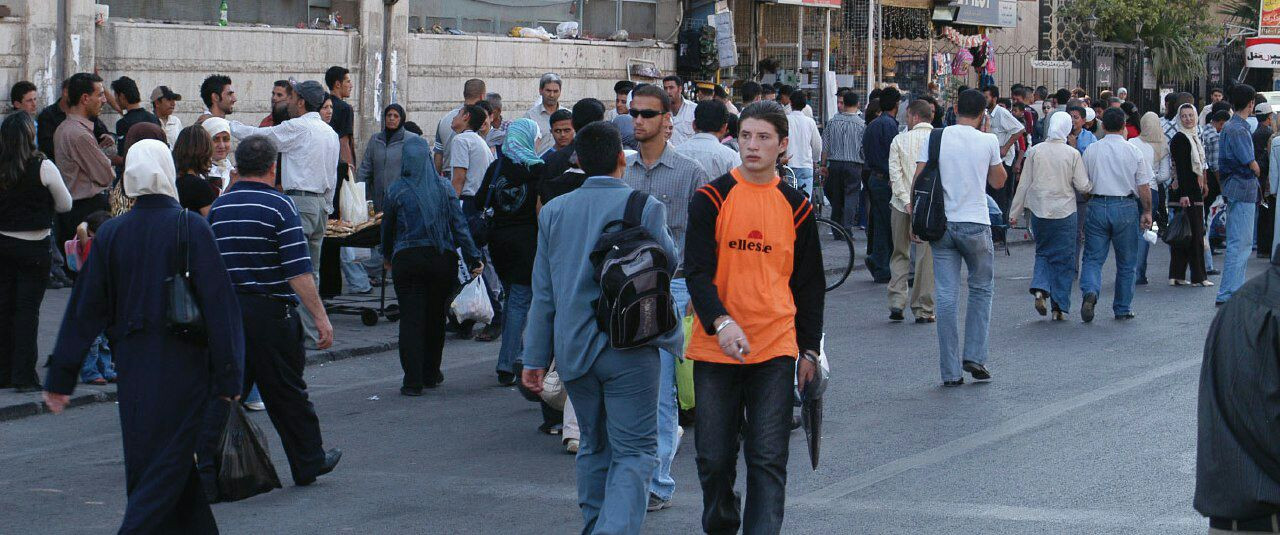 حكومة النظام ولعبة رفع اﻷسعار....