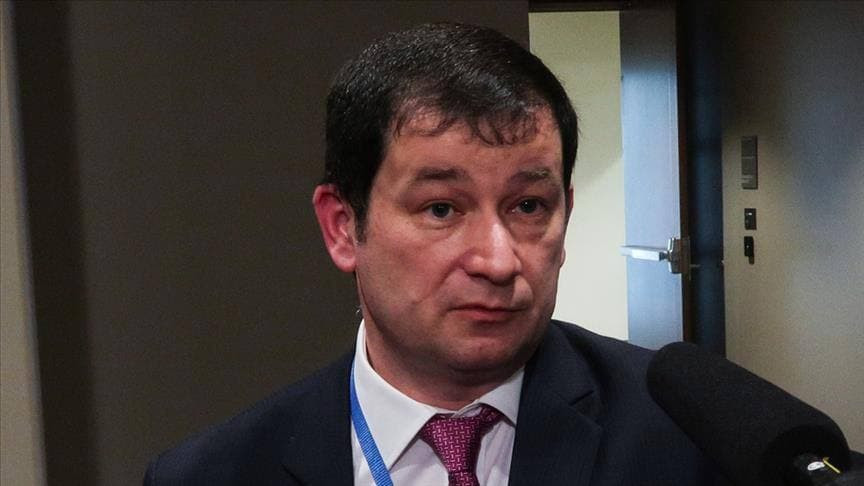 روسيا تنفي تمديد تلقائي لآلية...