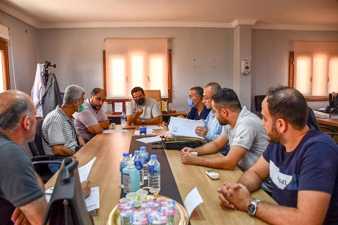 أطباء سوريون يغادرون بلادهم إل...