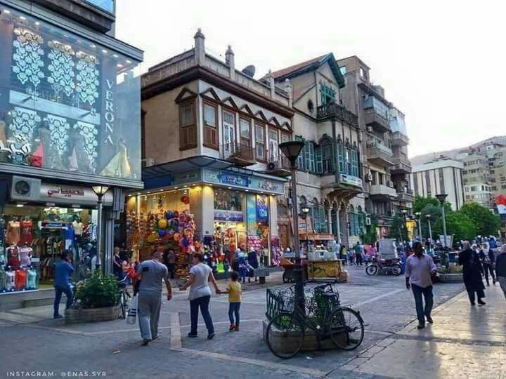 استياء تجار دمشق من تحديد ساعا...