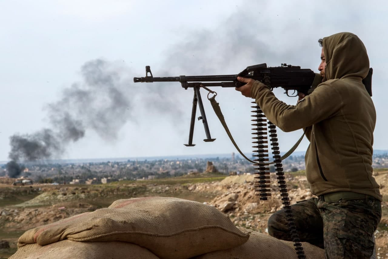 مجهولون يوقعون خسائر بشرية بصف...