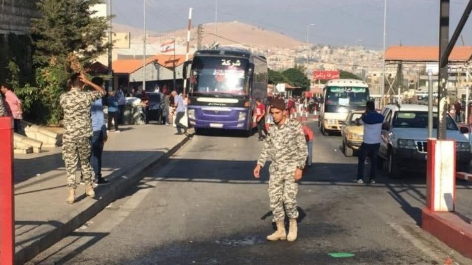 لبنان يعيد العمل في مركزي العر...